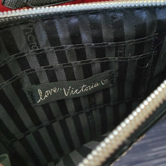 Victoria’s Secret Black Laser-Cut Wristlet Clutch Purse - Limited Edition - Picture 6 of 7